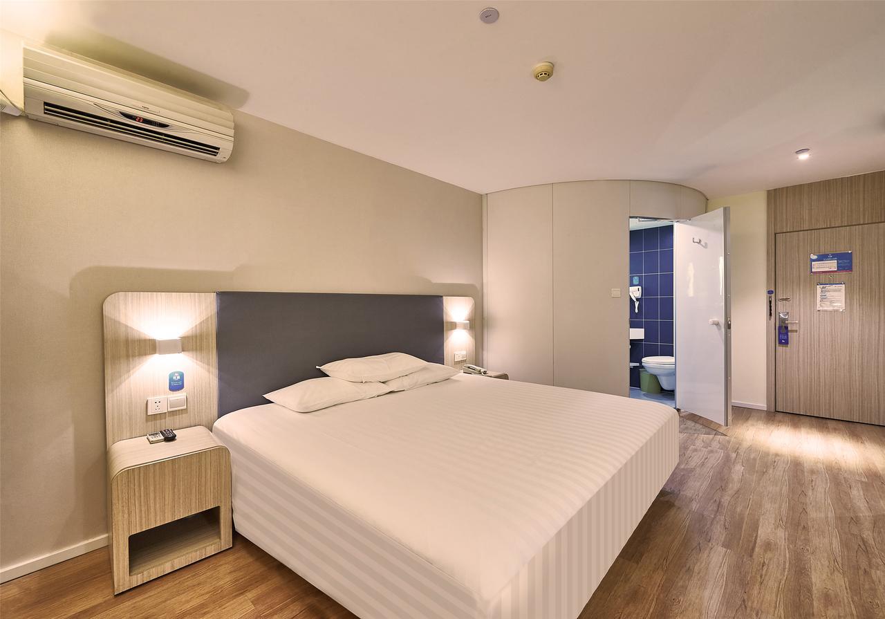 Hanting Hotel Qingdao Zhanqiao Railway Station Exteriér fotografie