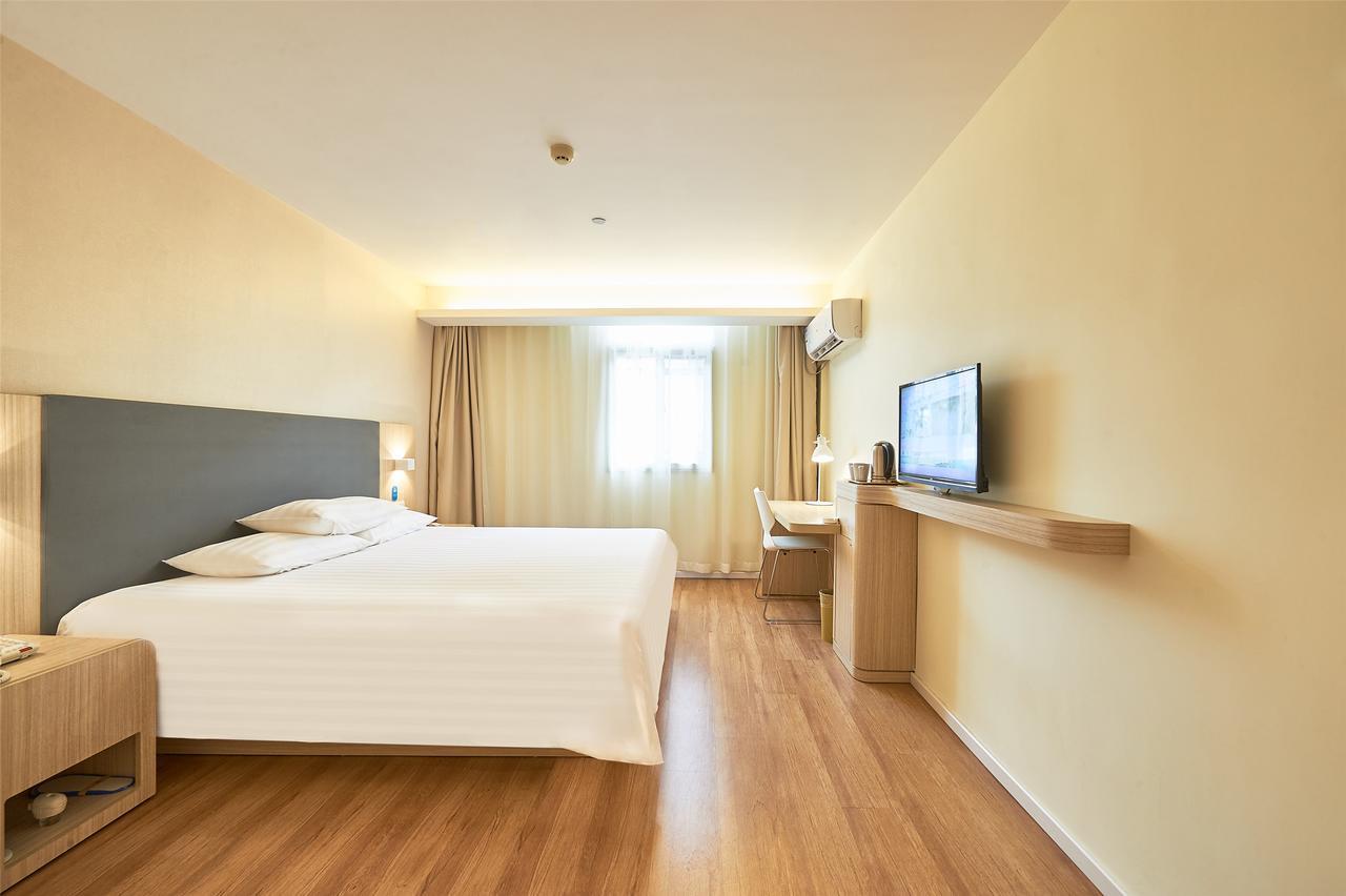 Hanting Hotel Qingdao Zhanqiao Railway Station Exteriér fotografie